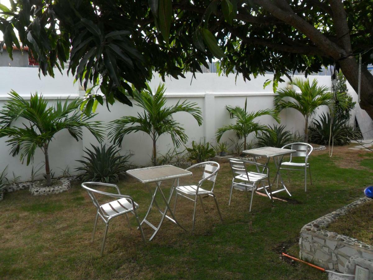 Jasmin'S Room Rental Moalboal Ngoại thất bức ảnh